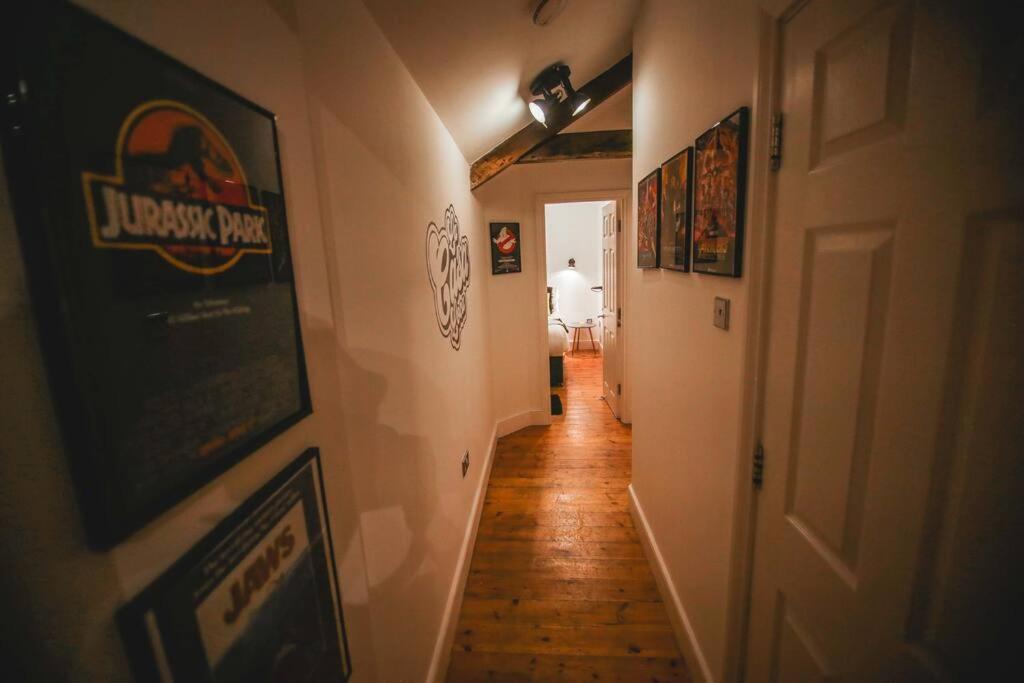 Games And Movies Lounge 7 Bed City Centre Apartment Νιούκασλ Εξωτερικό φωτογραφία