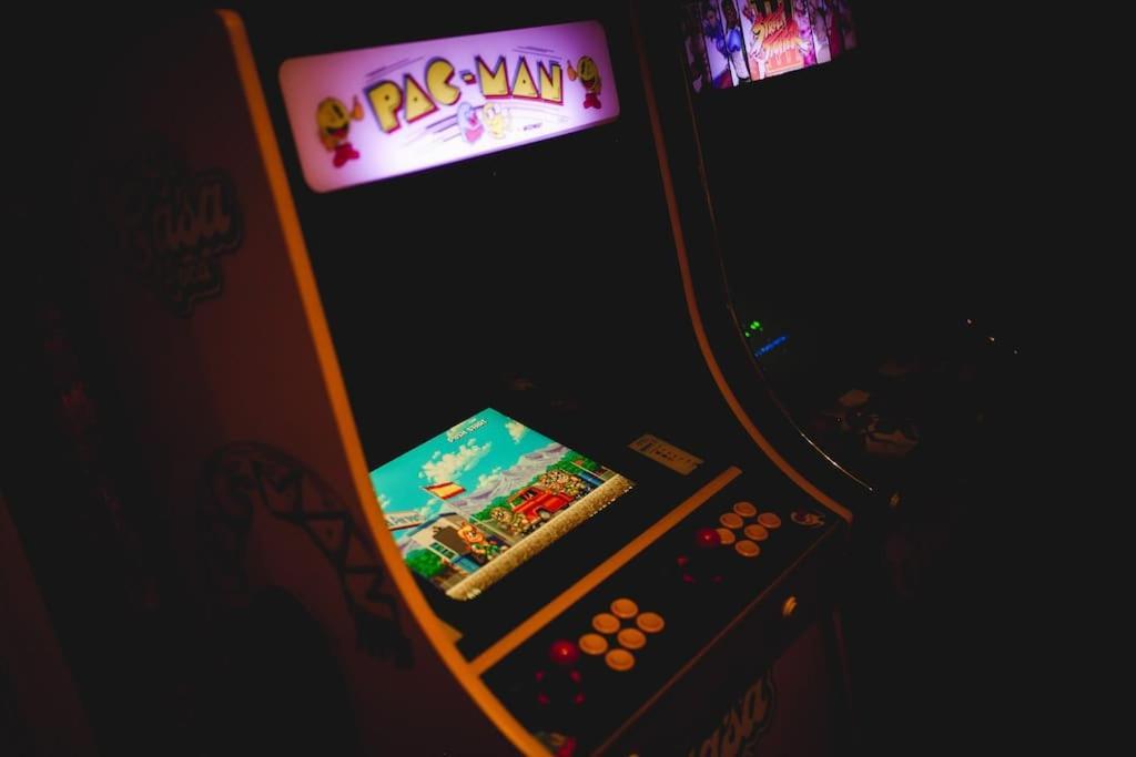 Games And Movies Lounge 7 Bed City Centre Apartment Νιούκασλ Εξωτερικό φωτογραφία