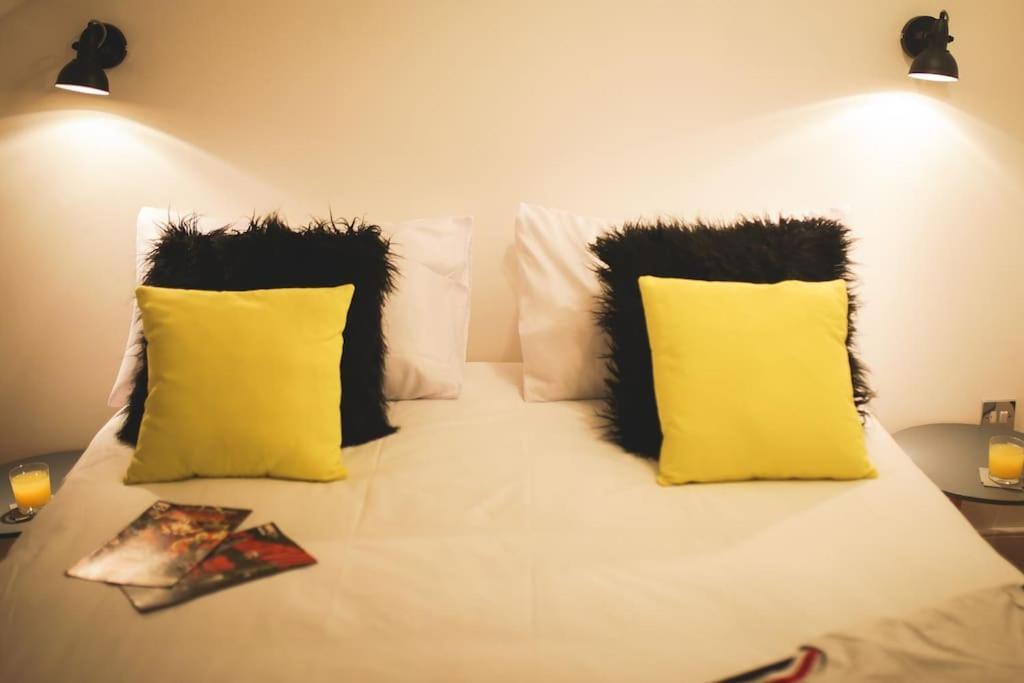 Games And Movies Lounge 7 Bed City Centre Apartment Νιούκασλ Εξωτερικό φωτογραφία