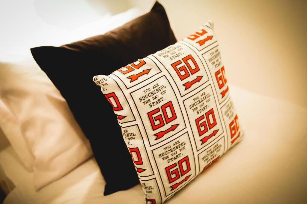 Games And Movies Lounge 7 Bed City Centre Apartment Νιούκασλ Εξωτερικό φωτογραφία