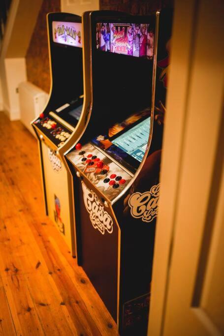 Games And Movies Lounge 7 Bed City Centre Apartment Νιούκασλ Εξωτερικό φωτογραφία